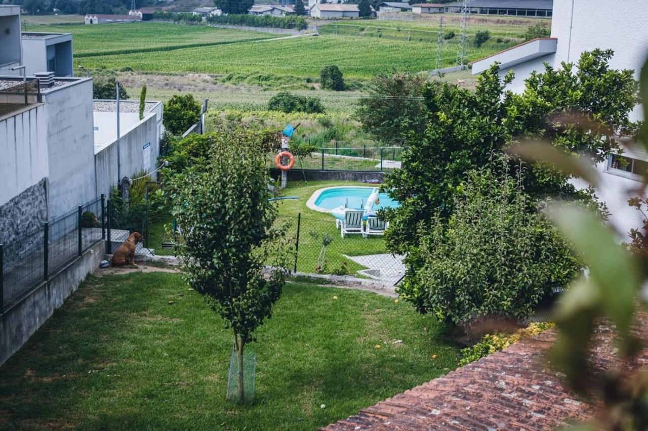 Villa Vivenda Mendes à Outeiro  Extérieur photo