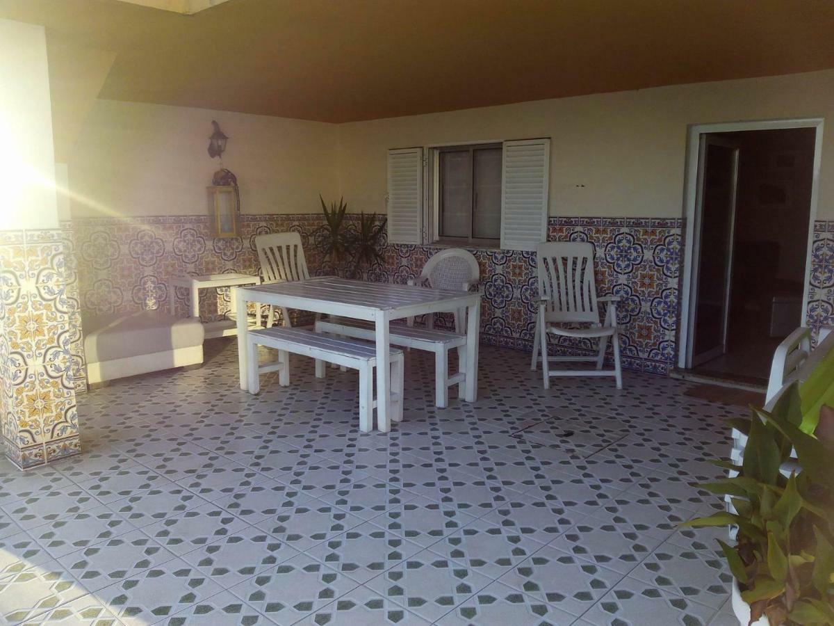 Villa Vivenda Mendes à Outeiro  Extérieur photo